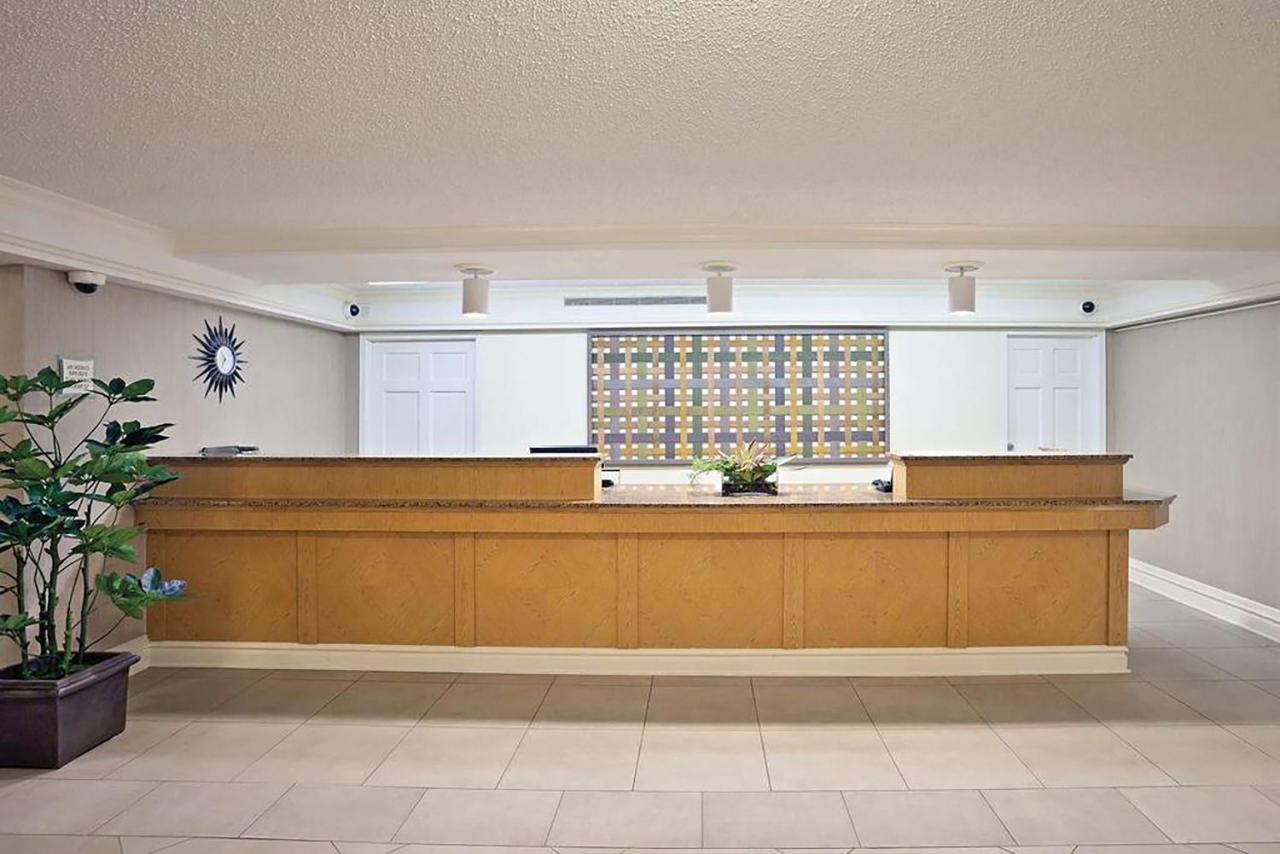Hotel La Quinta By Wyndham 3*