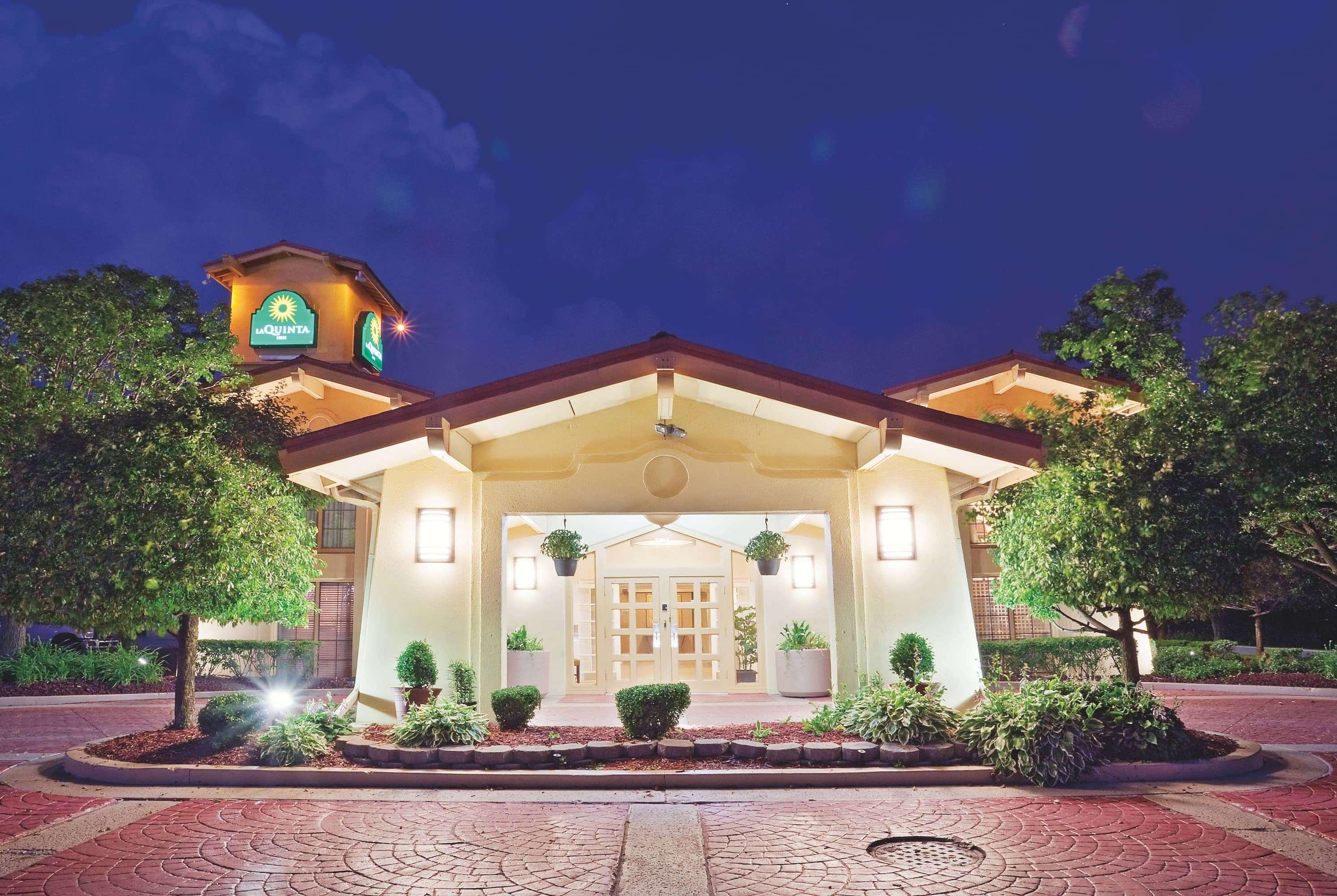 La Quinta By Wyndham Hotel